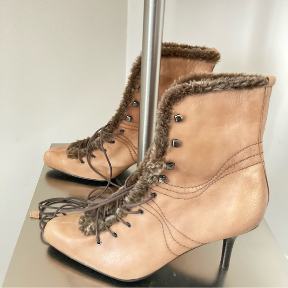 ZOXO Boots - Picture 7 of 7